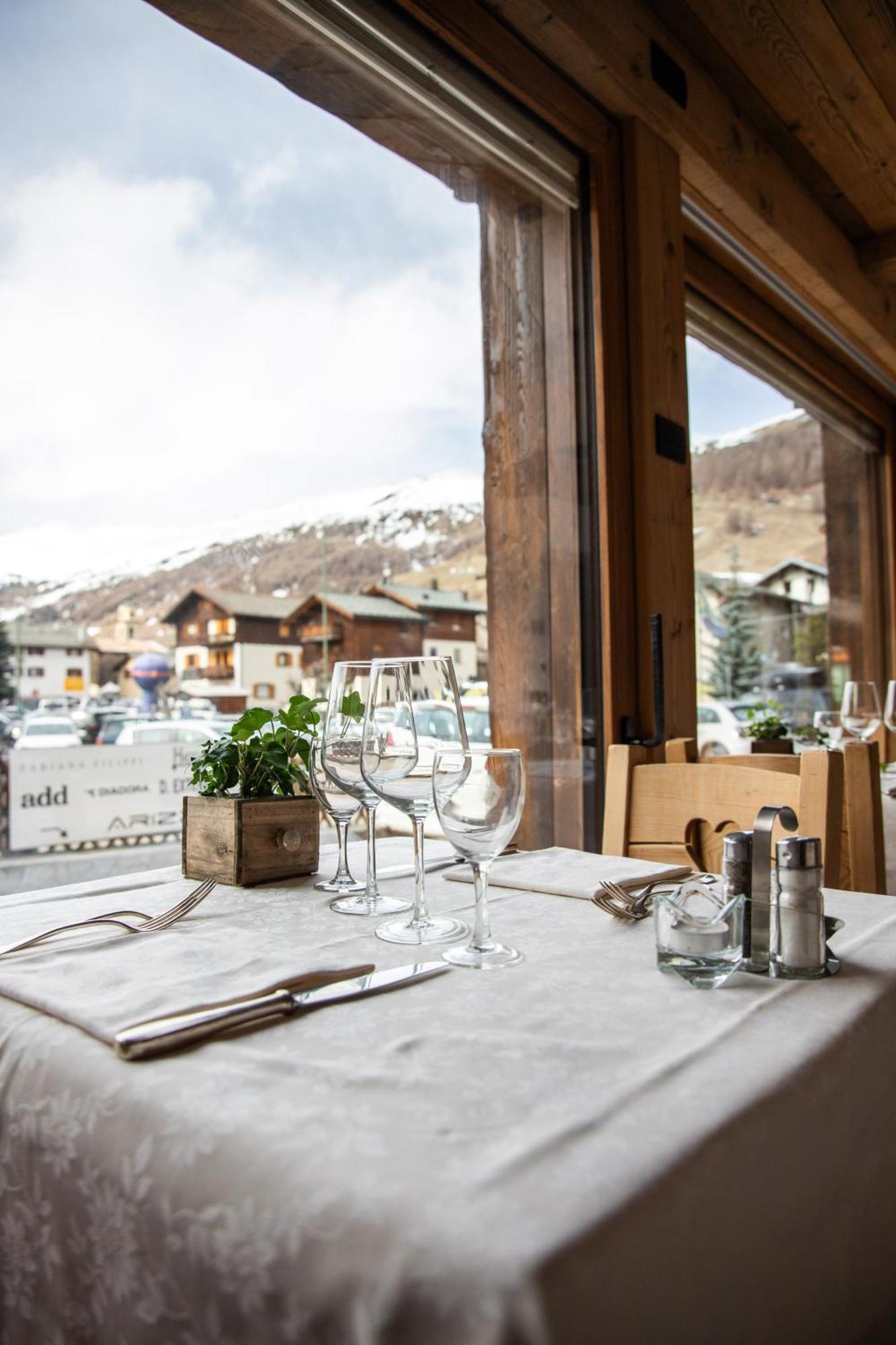 Hotel La Montanina Livigno Kültér fotó