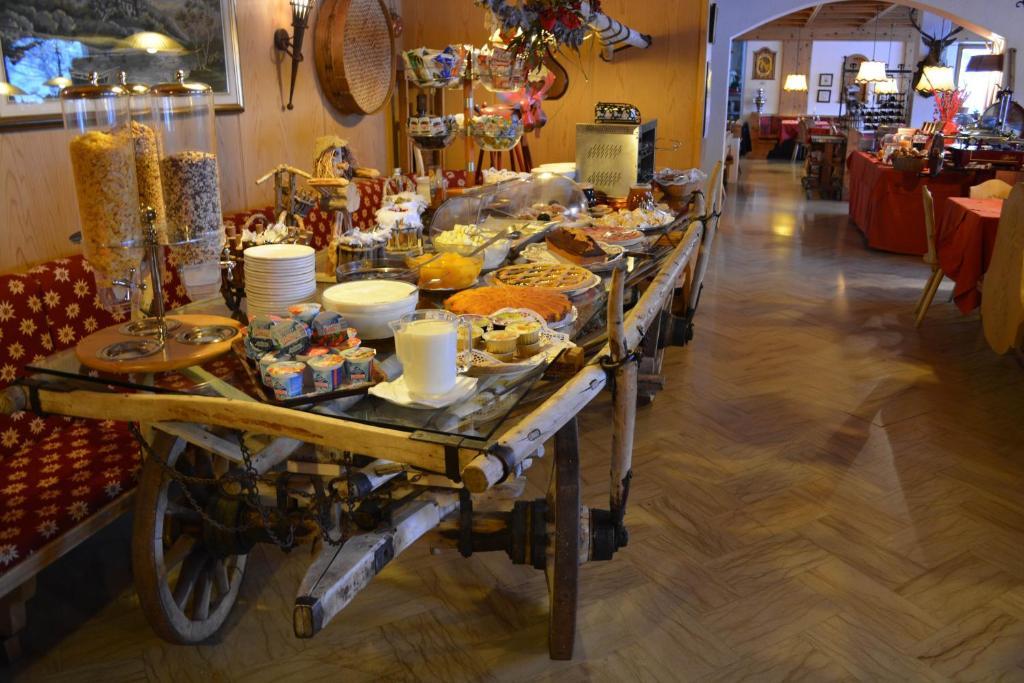 Hotel La Montanina Livigno Kültér fotó